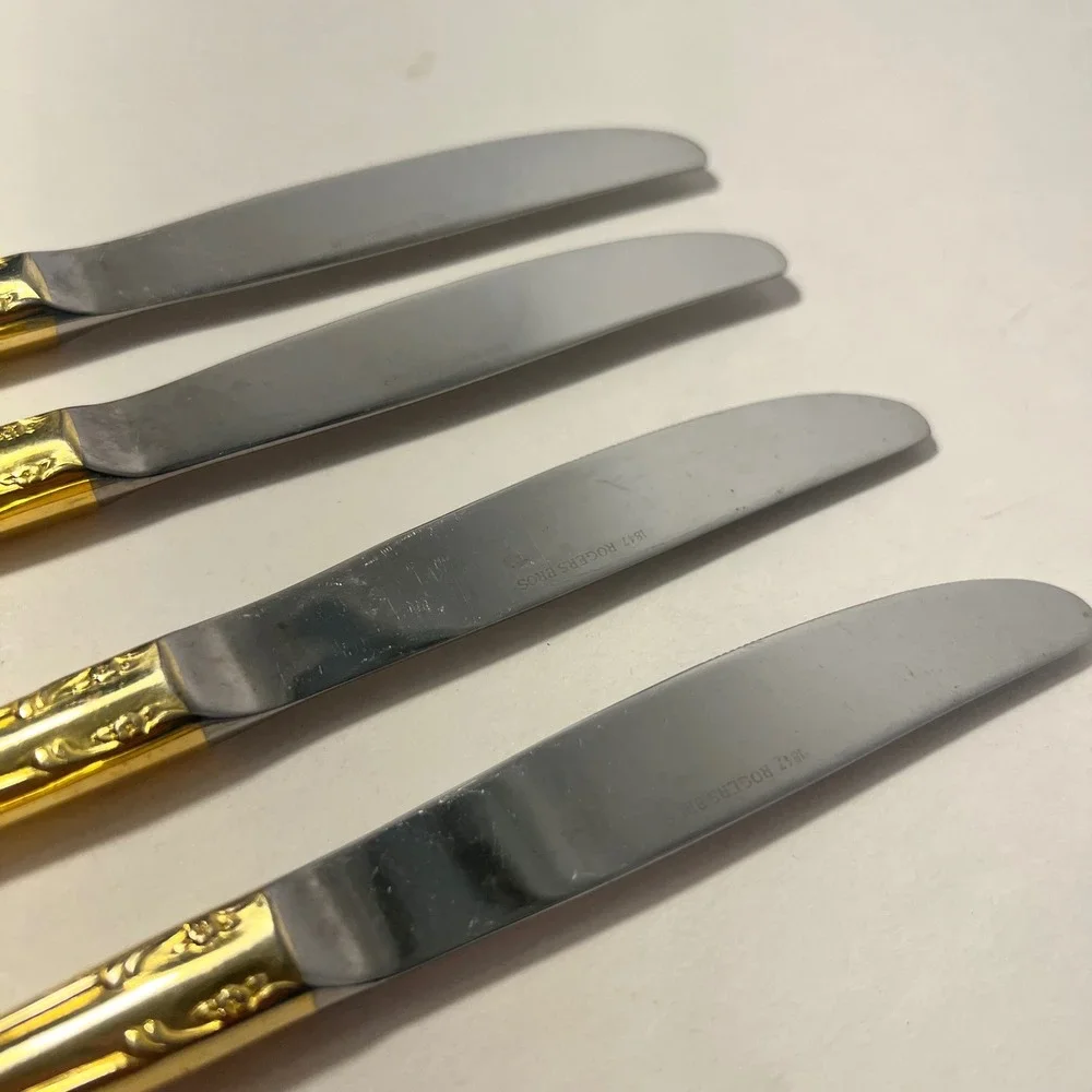 Rogers Bros 1847 Gold Reflection 4 Dinner Knives Gold Electroplate Stainless